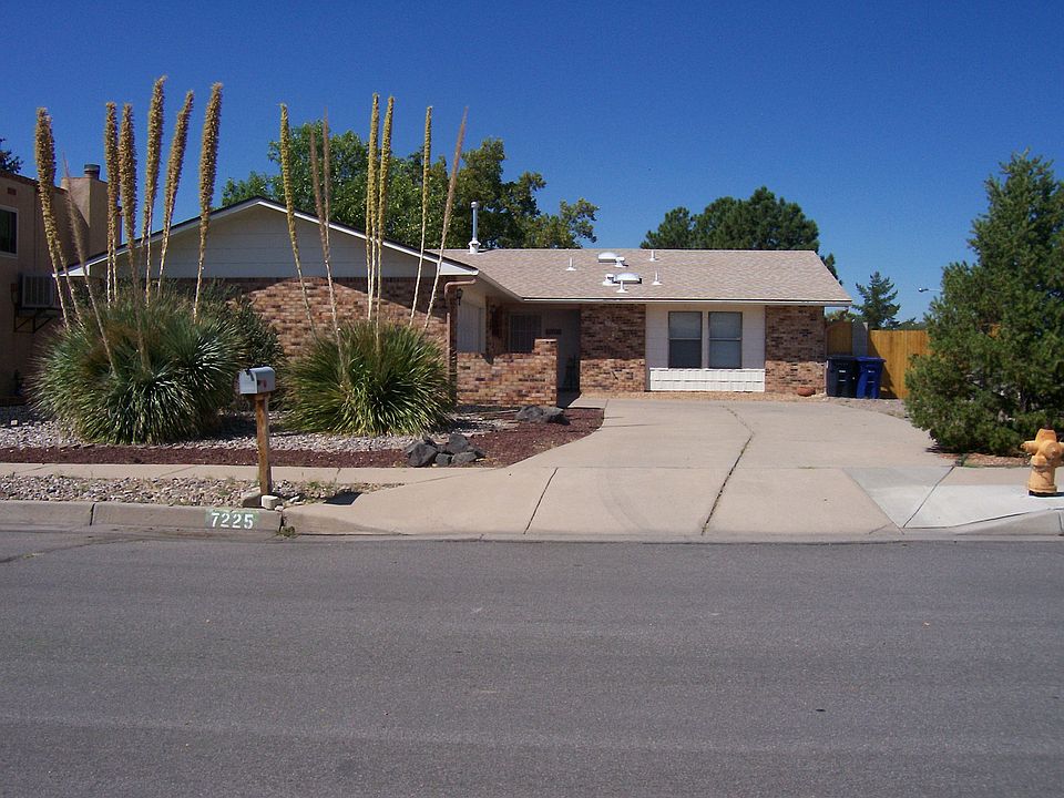 1st image of 7225 Yorktown Pl NE