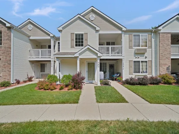 1484 McClure Rd #1484, Aurora, IL 60505