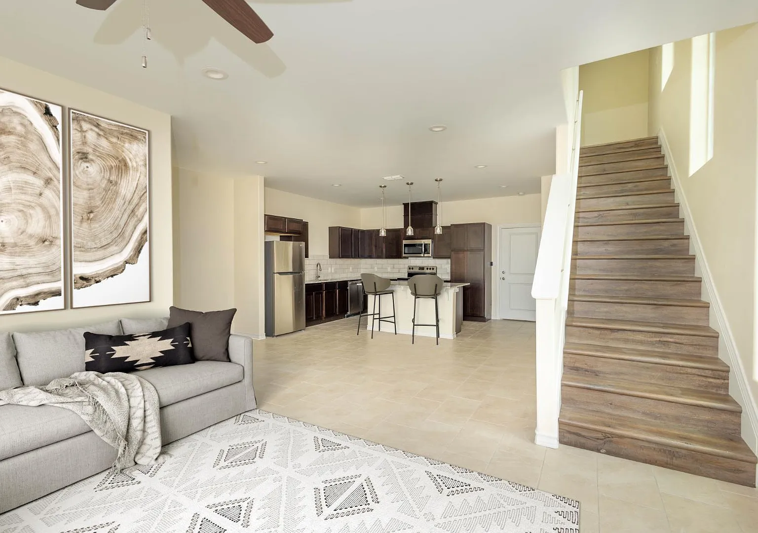 3901 Plantation Grove - 303 — Photo 4