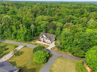 160 Tullyries Dr, Lewisville, NC 27023