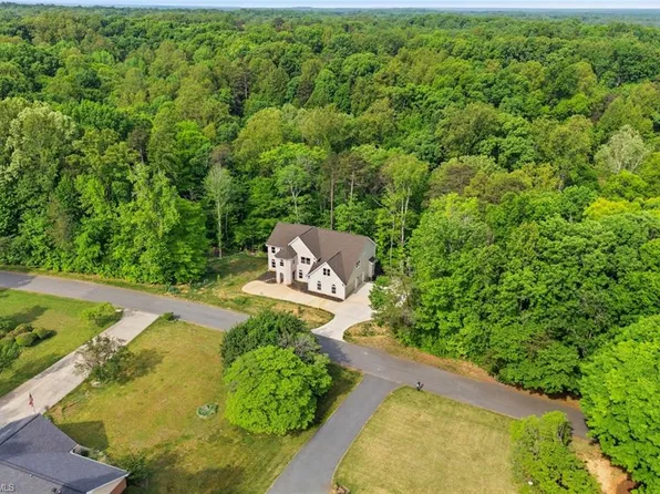 160 Tullyries Dr, Lewisville, NC 27023