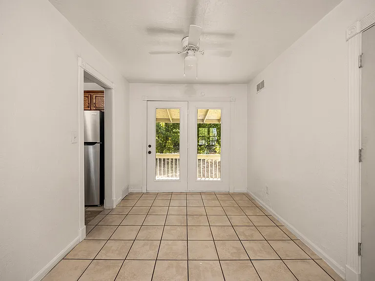 831 NW 33rd St — Photo 8