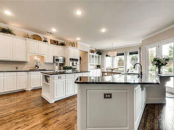 5th image of 1204 Peacham Ct