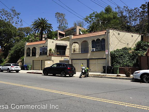 4th image of 632 Echo Park Ave