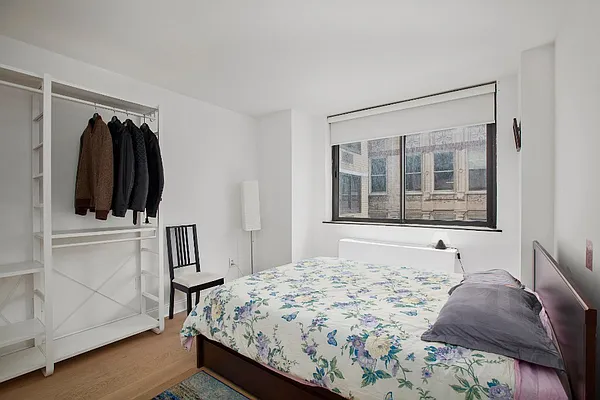 Rented by Yangtze Hudson LLC | media 9