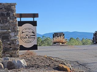 173 Lecroy Dr, Ellijay, GA 30540