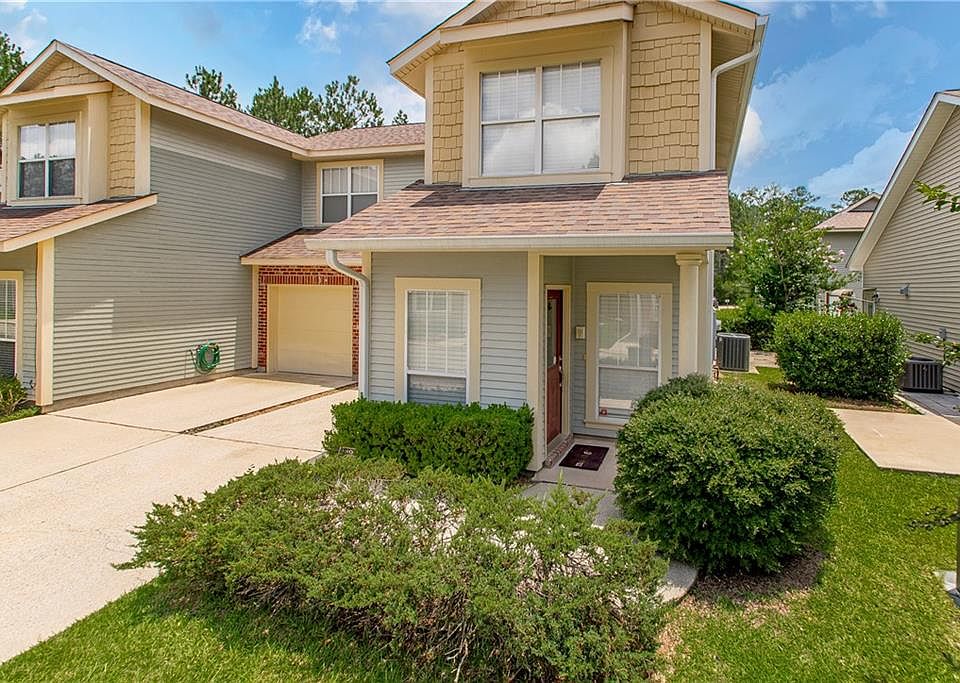 1st image of 1029 Linda Lou Ln
