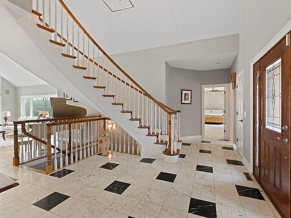 3rd image of 791 S Ridge Rd