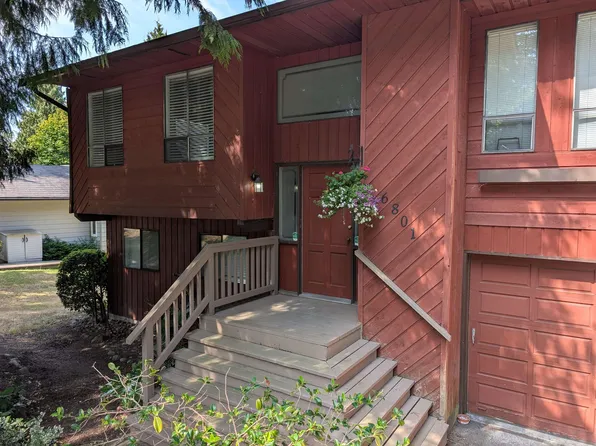 6801 Westview Dr, Delta, BC V4E 2L7
