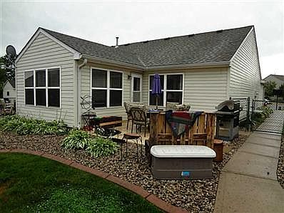 2nd image of 1340 Charlotte Way