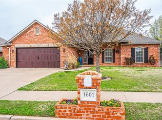 1601 Oxford Ave, Edmond, OK 73013