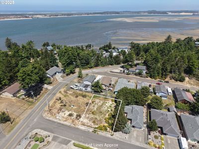 726 Edwards Ave, Coos Bay, OR, 97420