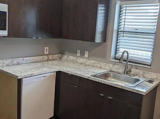 617 Ixoria Ave APT 19, Fort Pierce, FL 34982