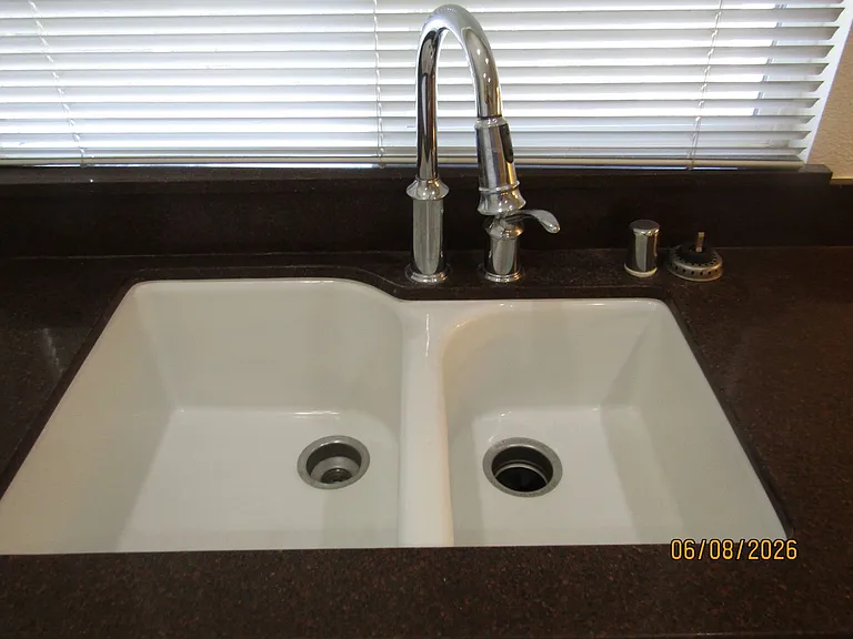 8457 Old Oak Rd — Photo 4