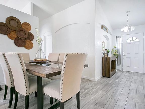 3rd image of 4202 CRACKER COURT