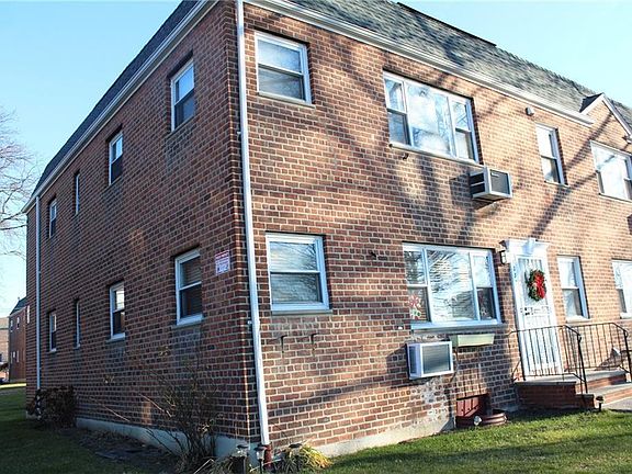 2nd image of 1037 Shore Pkwy #2B