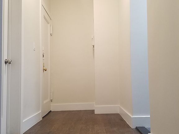 4th image of 1202 Lexington Ave APT C2