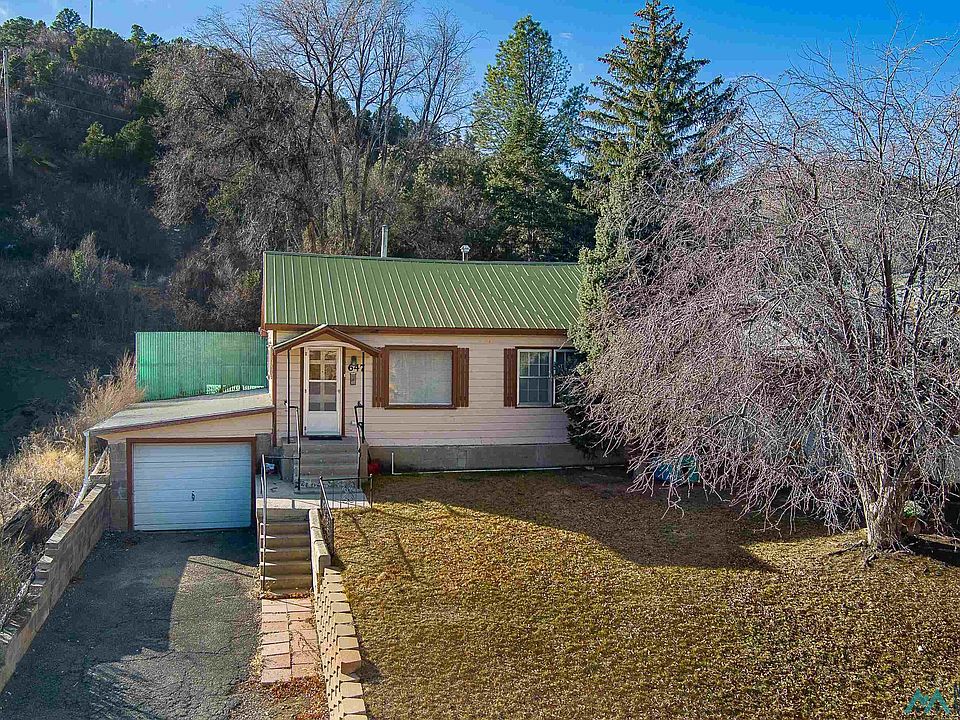 1st image of 647 Moulton Ave