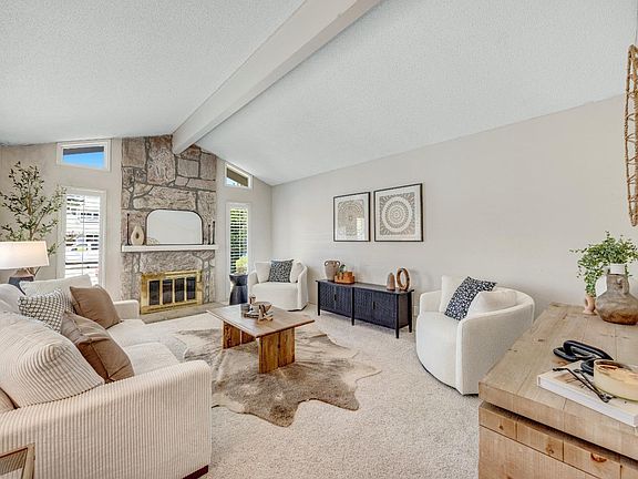 5th image of 51 San Carlos Way