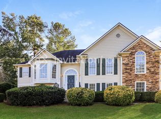 174 Valleyside Dr, Dallas, GA 30157