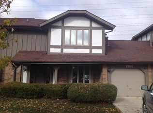 8208 Millbank Dr, Orland Park, IL 60462