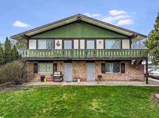 508 Wright St #8, Breckenridge, MI 48615