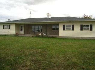 64538 Gratiot Ave, Lenox, MI 48050