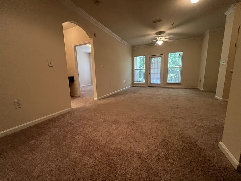 Wesley Kensington Apartments at Stonecrest — Photo 275