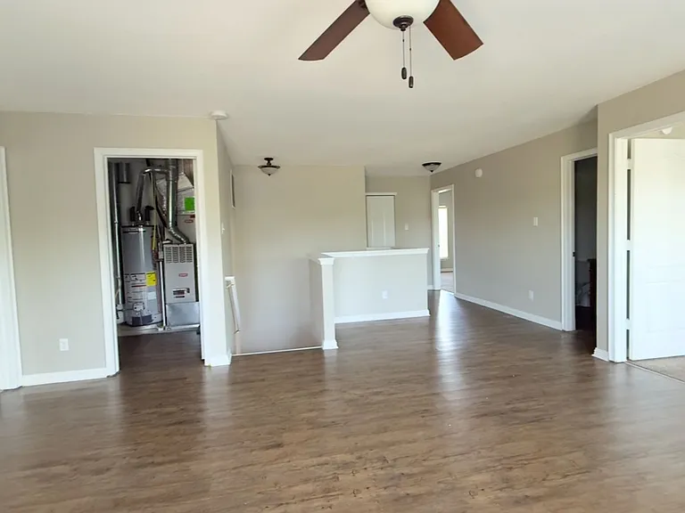 420 Smokey Hill Rd — Photo 15