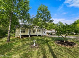 8910 Green Duck Dr, Hernando, MS 38632