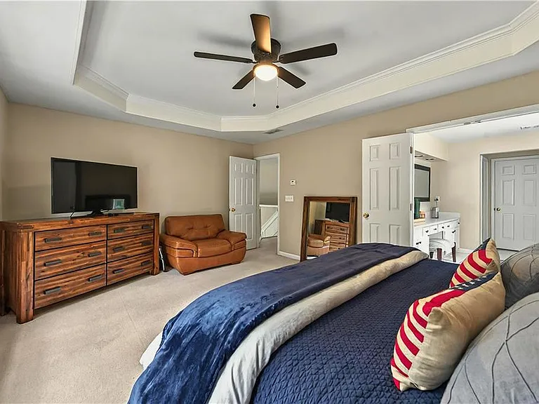 780 Potters Bar Ln — Photo 28