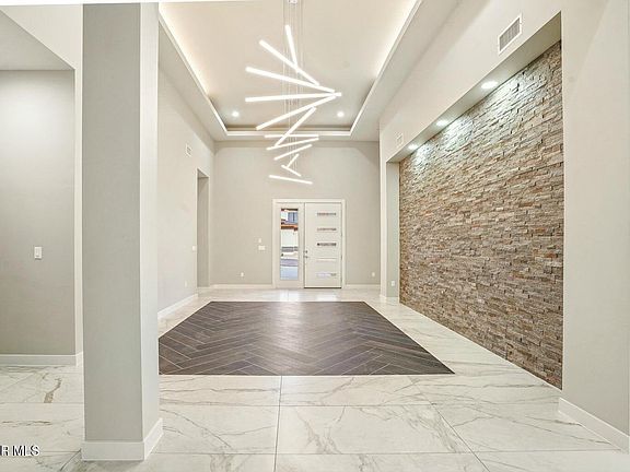 3rd image of 860 W Gate Dr