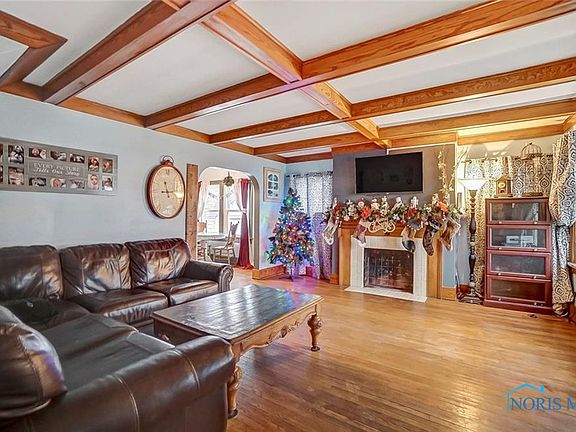 4th image of 428 Union Ct