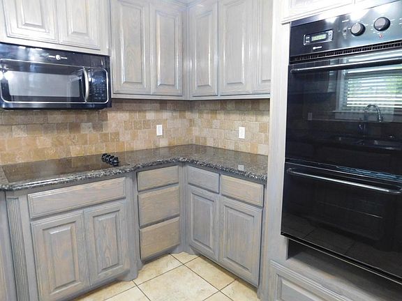 5th image of 1401 S County Road 1083 APT A