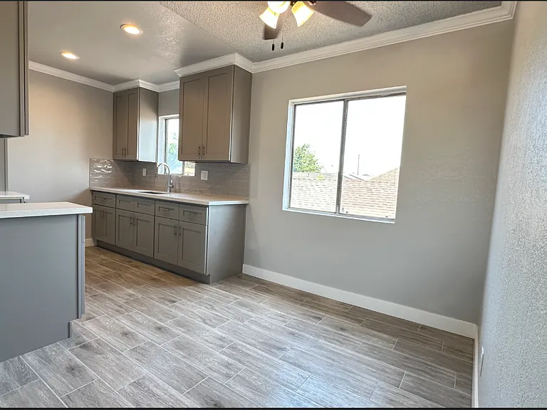 5908 Estrella Ave #3 — Photo 1
