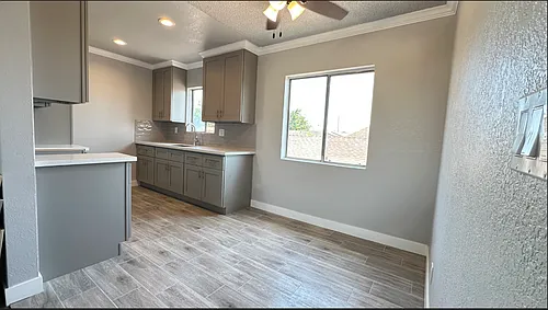 5908 Estrella Ave #3 Photo 1