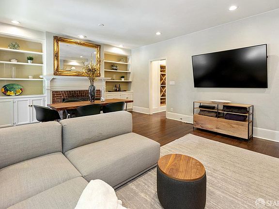 4th image of 1022 Powell St APT 1