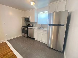 61-01 224th St #AA, Oakland Gardens, NY 11364