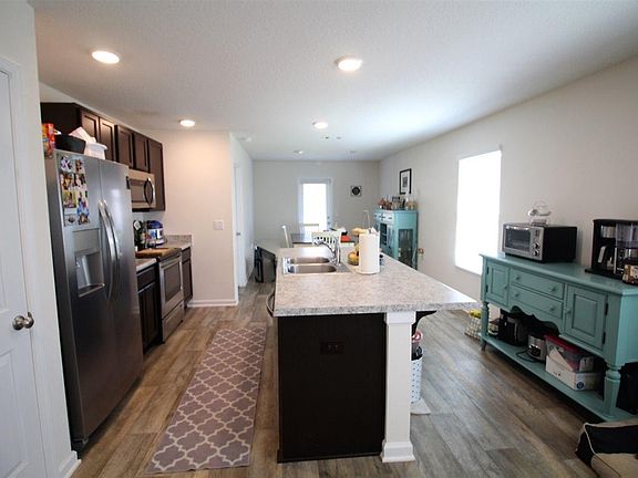 4th image of 6444 Churchill Cir