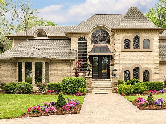 2nd image of 205 Cherrywood Dr