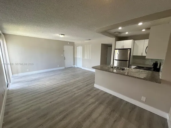 (undisclosed Address), Pompano Beach, FL 33065