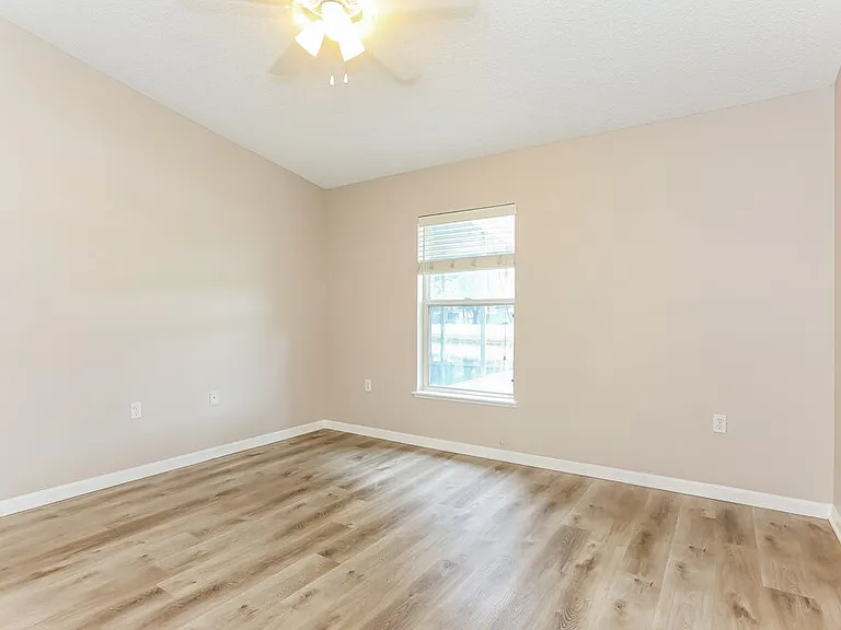 98 Reeding Ridge Dr E — Photo 10
