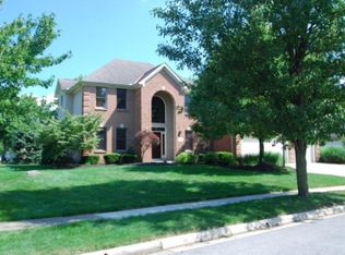 6671 Meadow Glen Dr S, Westerville, OH 43082