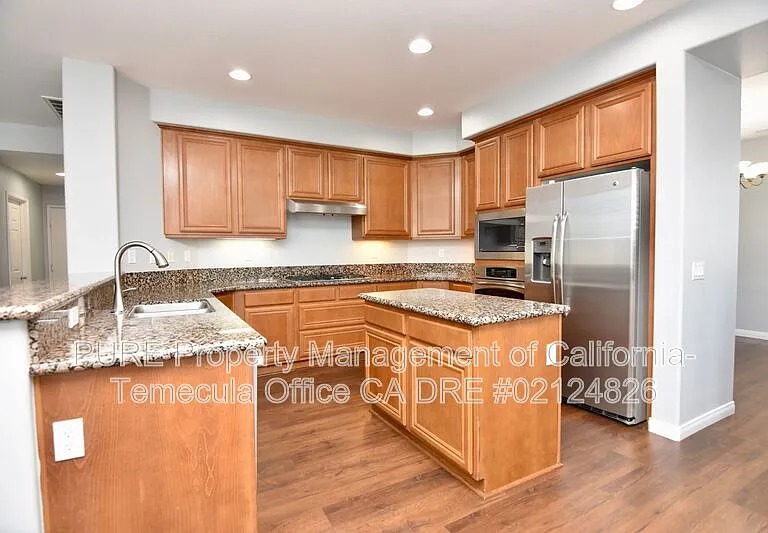 35808 Chalet Ct — Photo 6