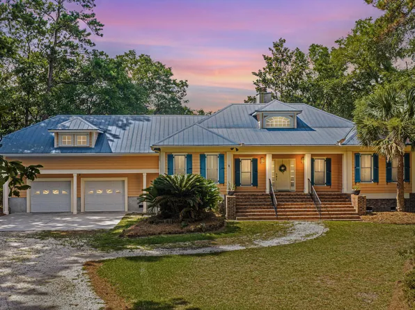 8535 Middleton Point Ln, Edisto Island, SC 29438