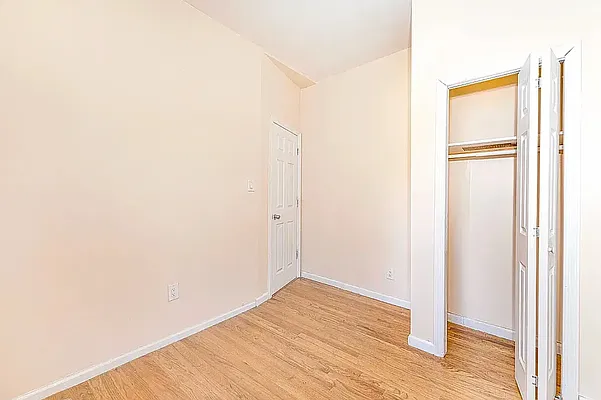 Rented by REAL New York | media 4