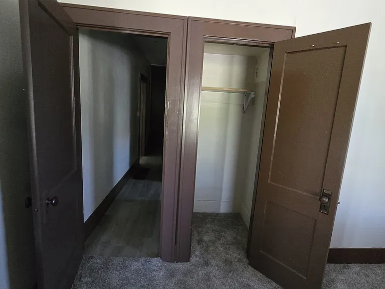 927 W High St #A — Photo 10
