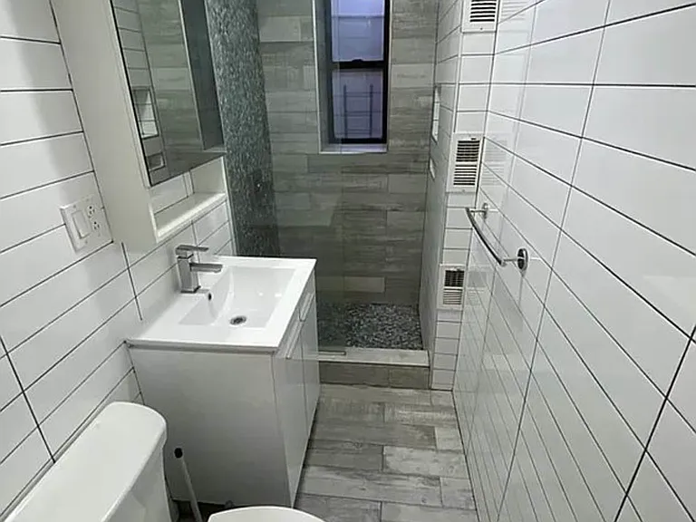 618 W 182nd St #51 — Photo 7