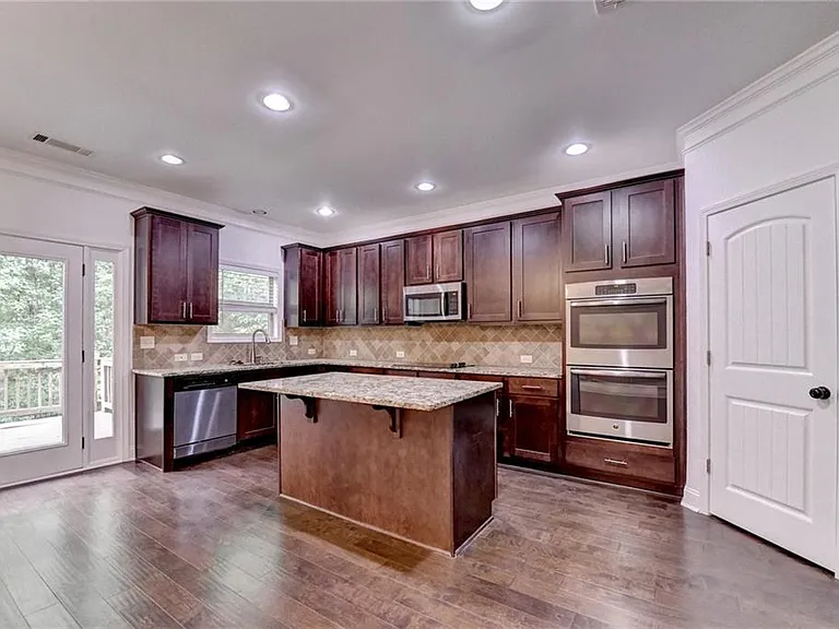 1159 Laurel Valley Ct — Photo 8