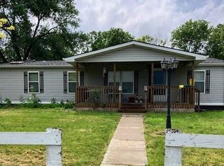 401 W 6th St, Saint Helena, NE 68774